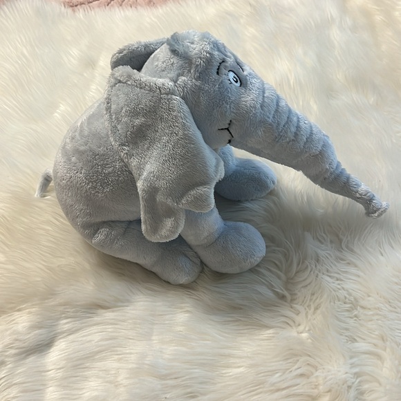 Dr. Seuss Horton Hears A Who 11" KOHLS Cares for Kids Elephant Plush - Picture 2 of 11